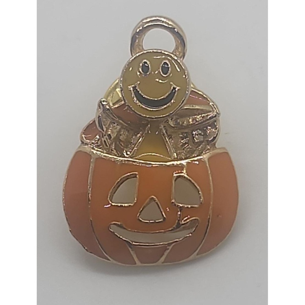 Happy Halloween smiley‎ face angel in Jack-O-Lantern lapel pin